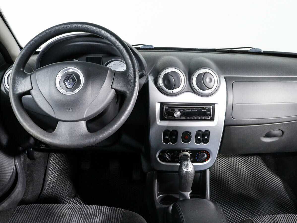 Renault Sandero 2011 года с пробегом. Фото: #10