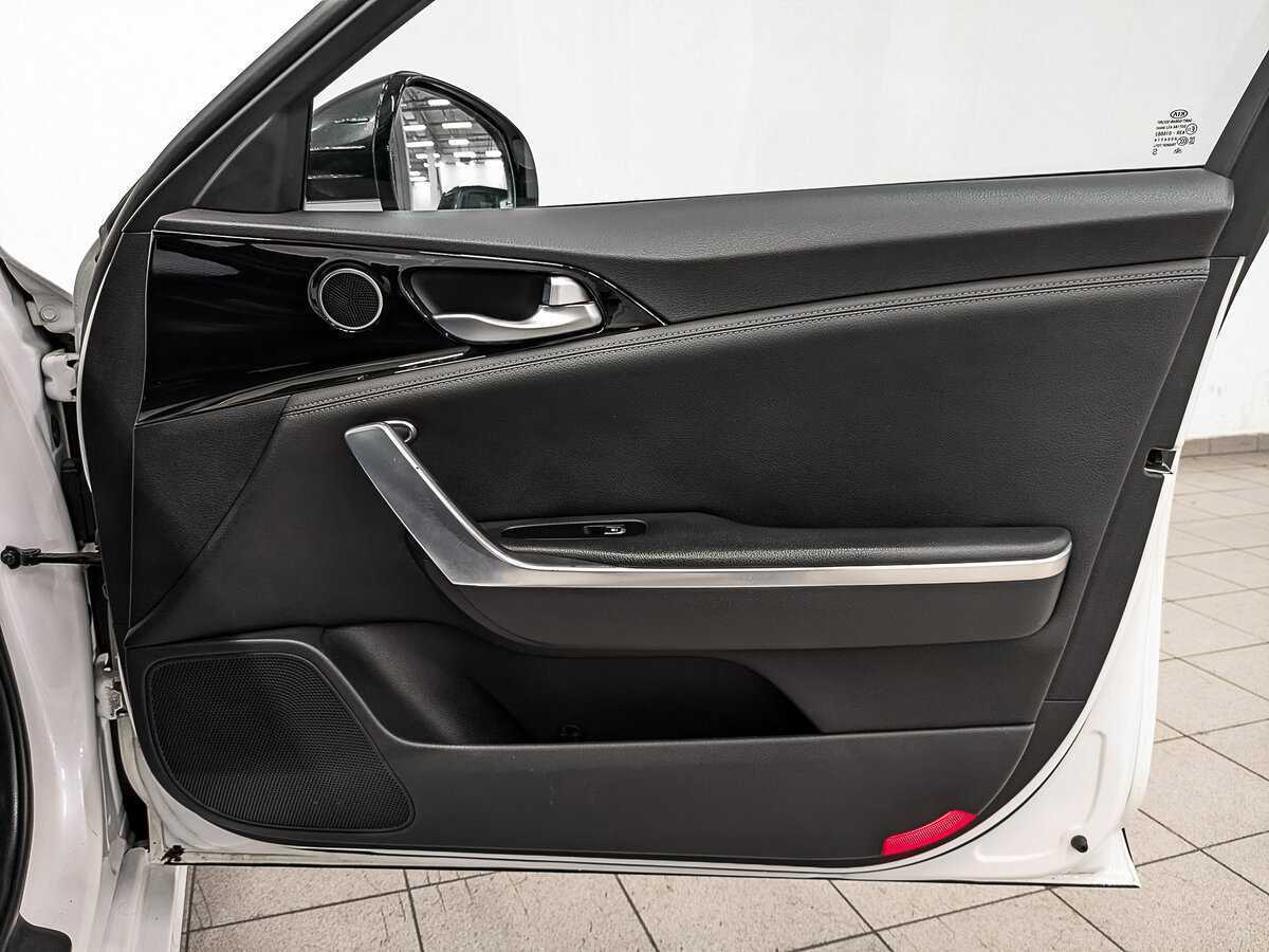 Kia Stinger 2019 года с пробегом. Фото: #22