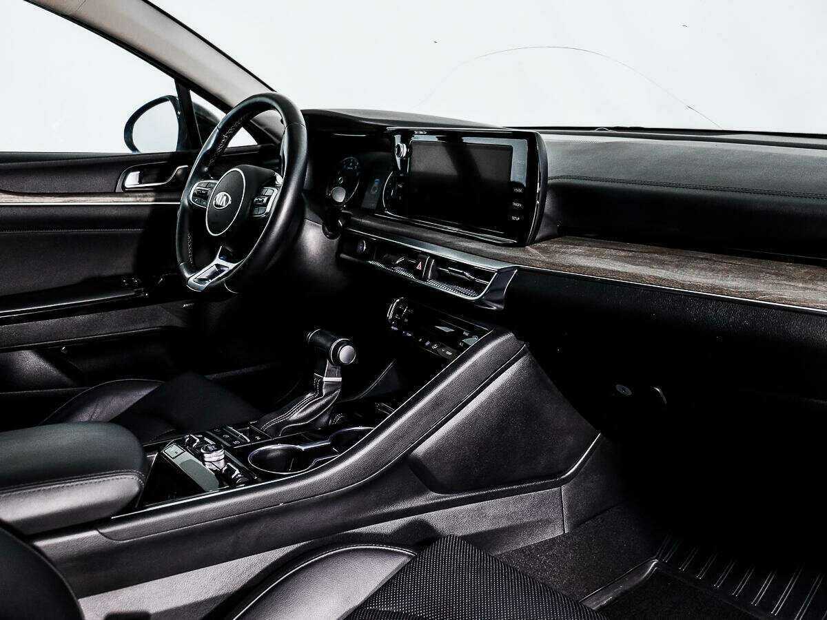 Kia K5 2020 года с пробегом. Фото: #13