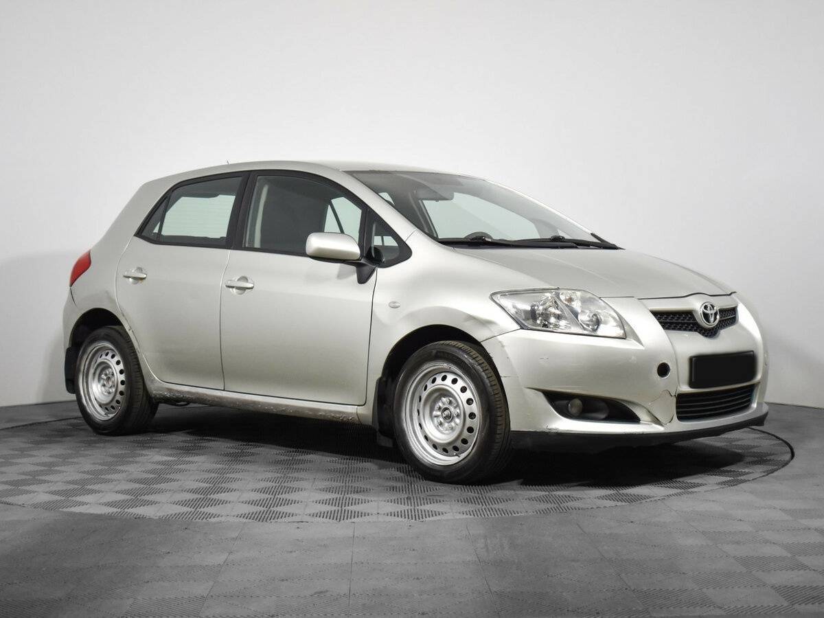 Toyota Auris 2008 года с пробегом. Фото: #2