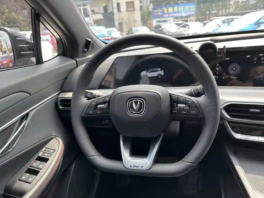 Changan UNI-T 2022 года с пробегом. Фото: #10