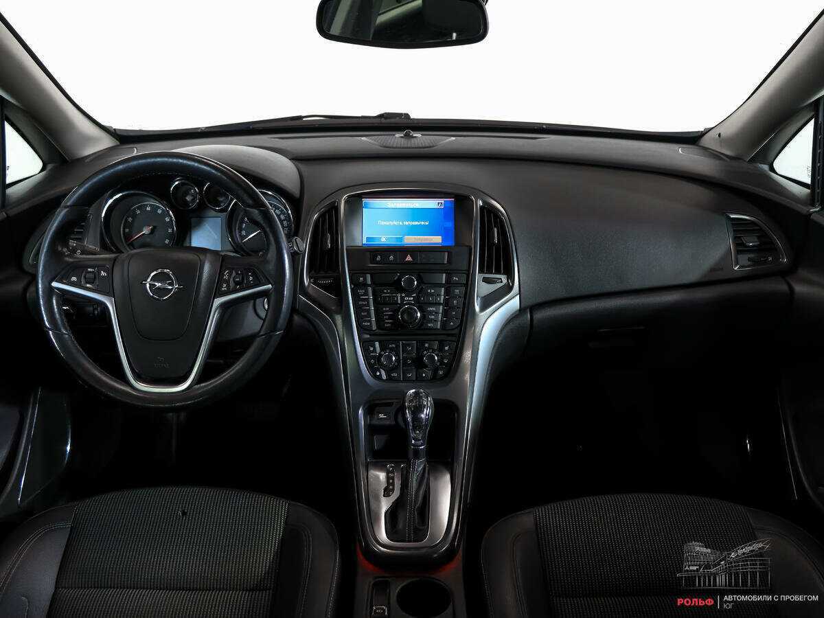 Opel Astra 2011 года с пробегом. Фото: #11