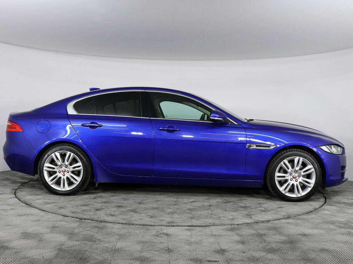 Jaguar XE 2016 года с пробегом. Фото: #2