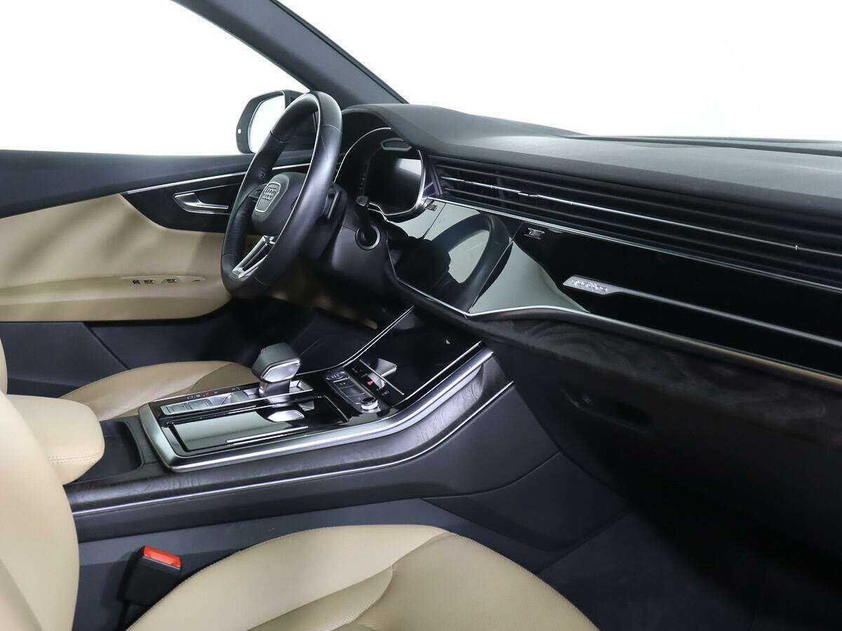Audi Q8 2019 года с пробегом. Фото: #6