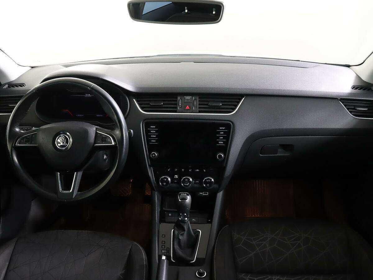 Skoda Octavia 2019 года с пробегом. Фото: #10