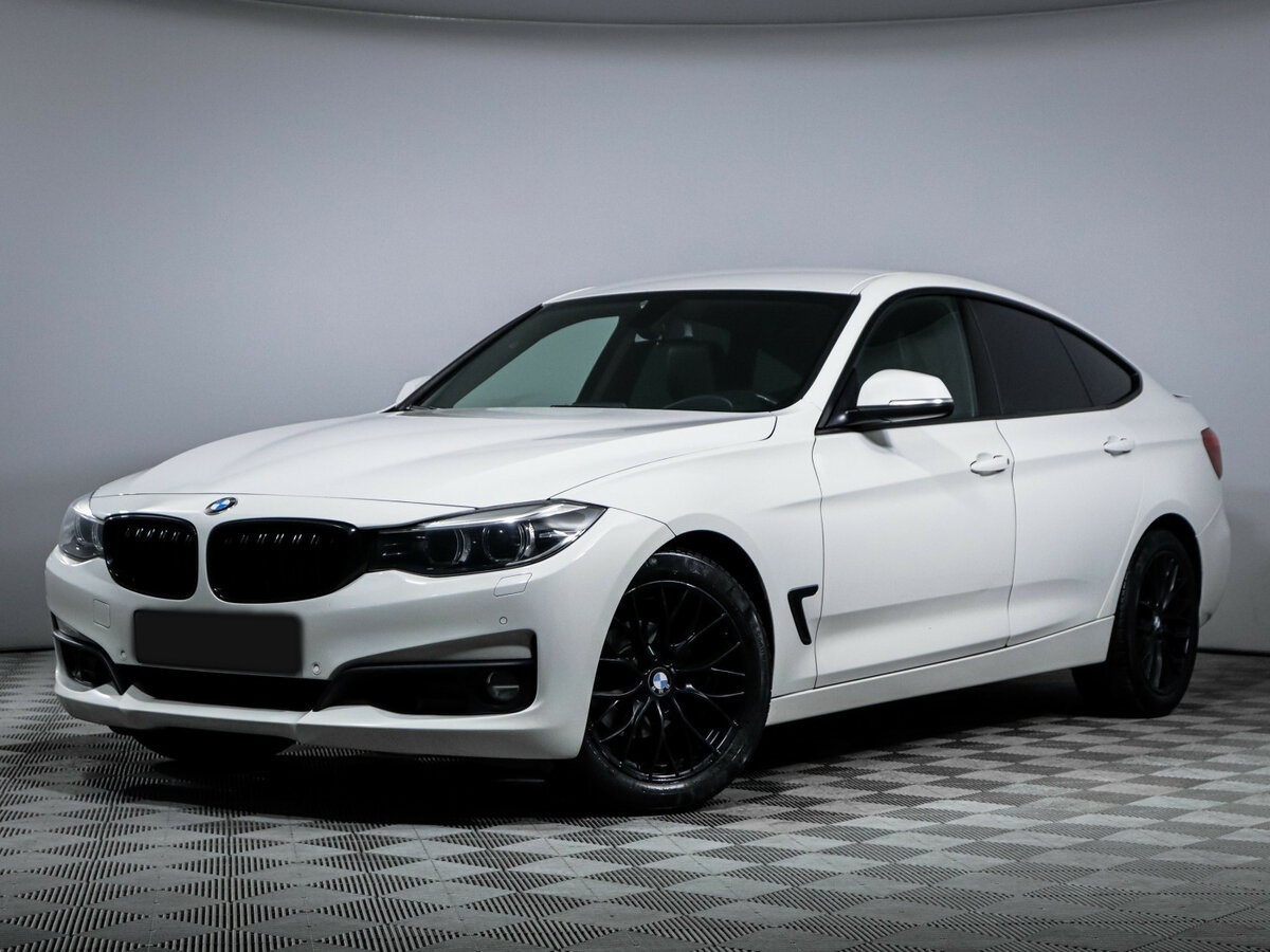 BMW 3 серии 2018 года с пробегом. Фото: #0