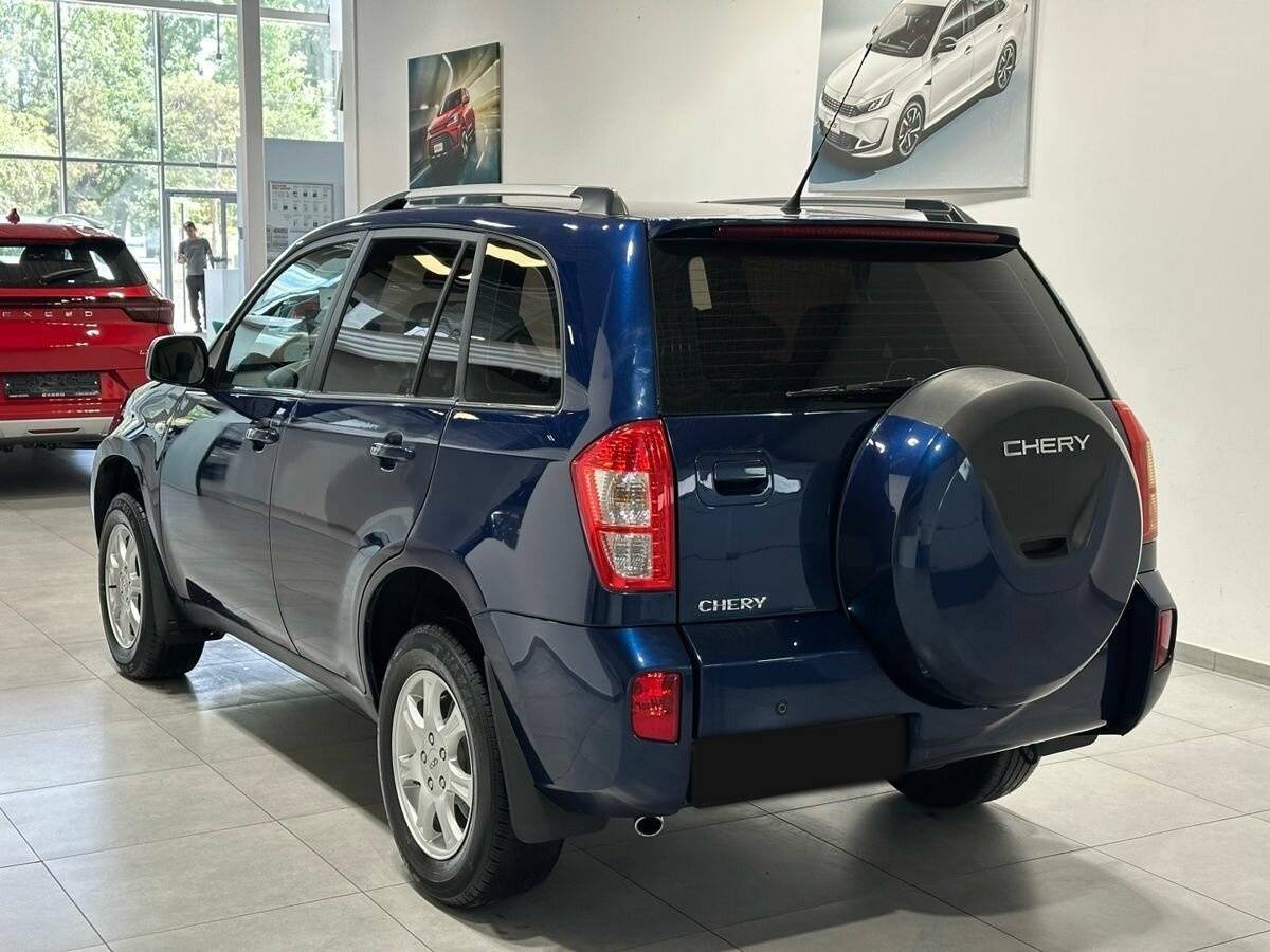 Chery Tiggo (T11) 2015 года с пробегом. Фото: #3