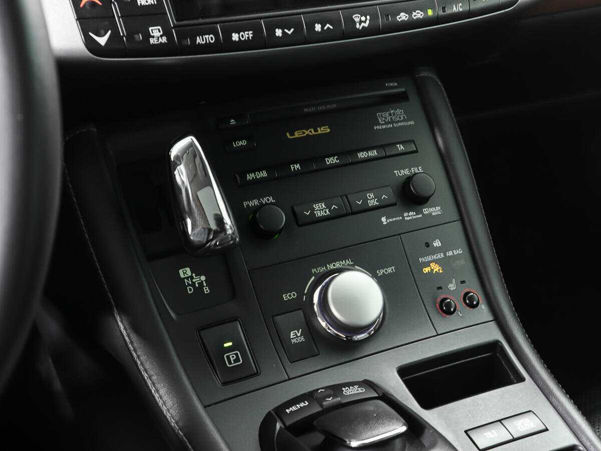 Lexus CT 2011 года с пробегом. Фото: #17