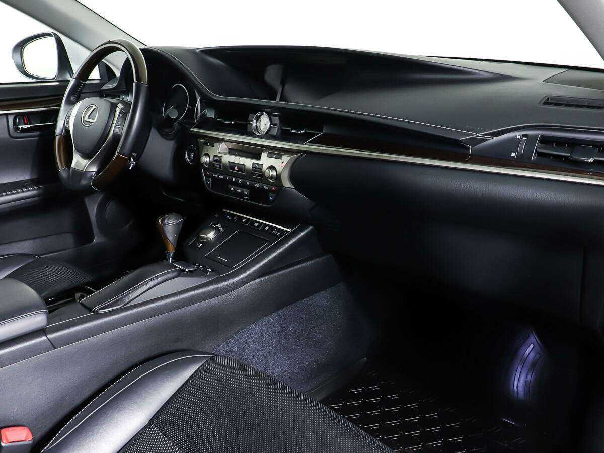 Lexus ES 2013 года с пробегом. Фото: #8