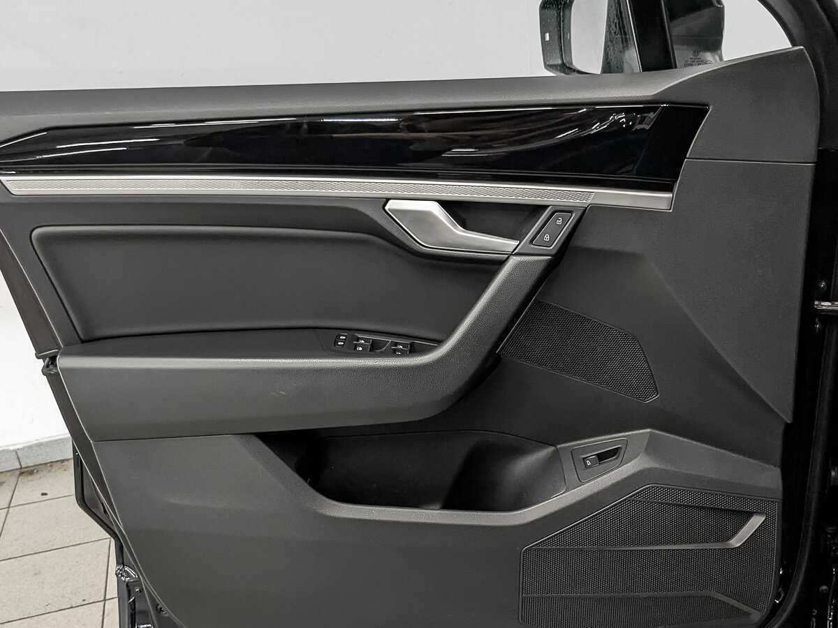 Volkswagen Touareg 2019 года с пробегом. Фото: #18