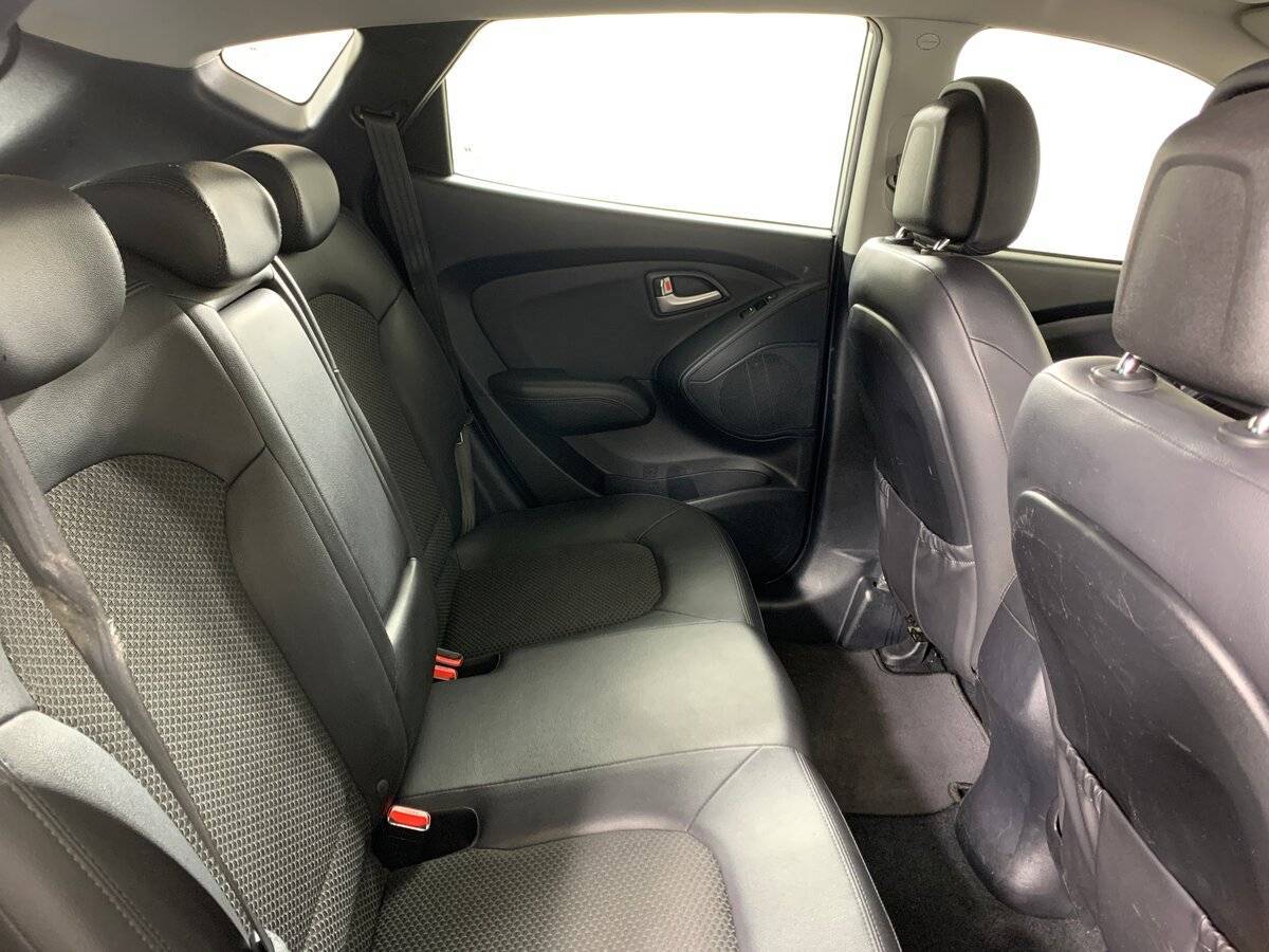 Hyundai ix35 2012 года с пробегом. Фото: #16