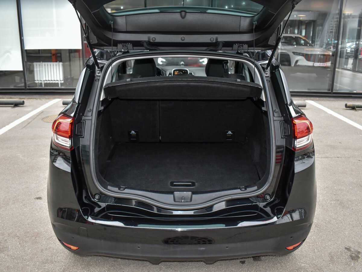 Renault Scenic 2018 года с пробегом. Фото: #20