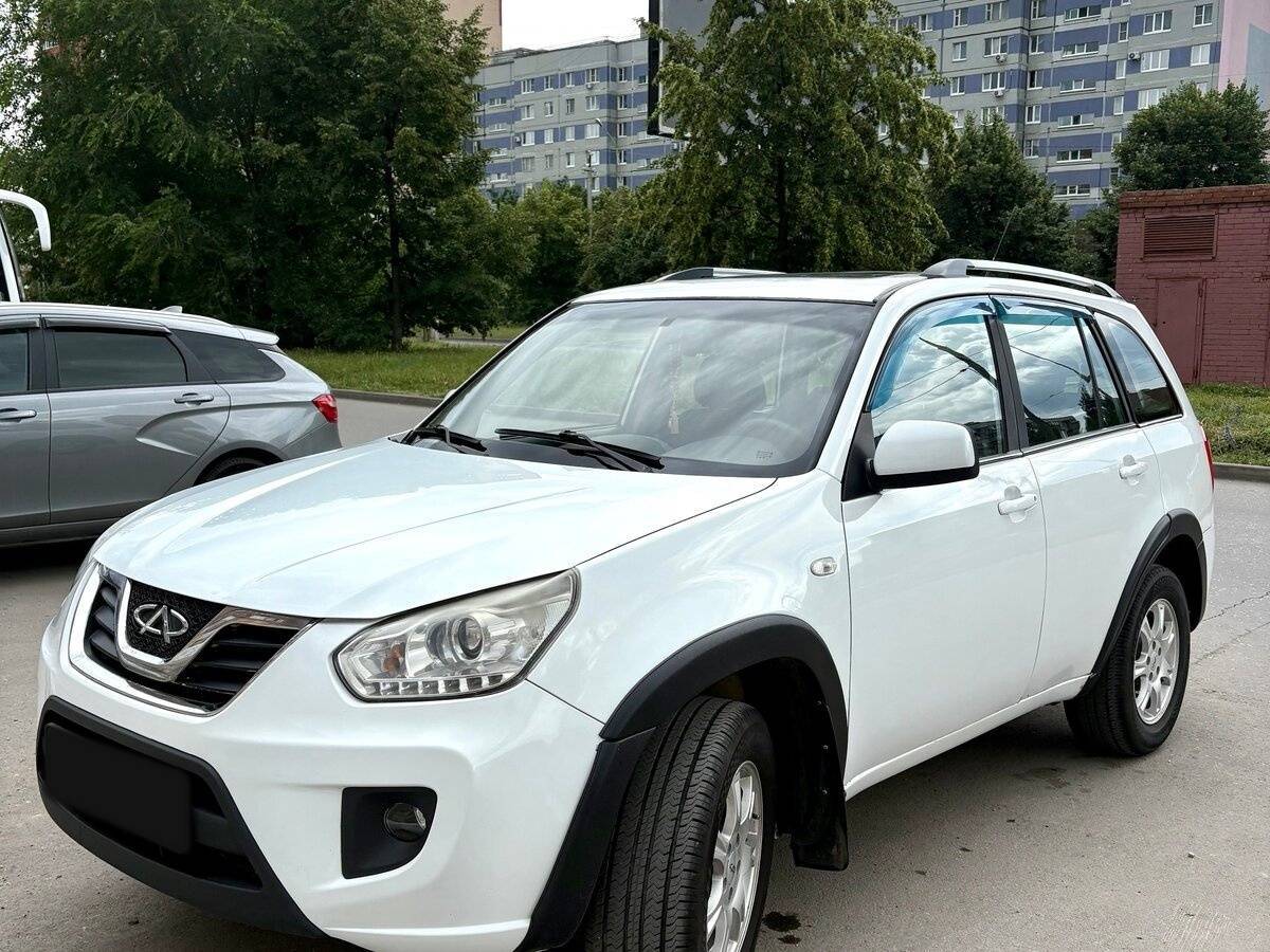 Chery Tiggo (T11) 2013 года с пробегом. Фото: #0