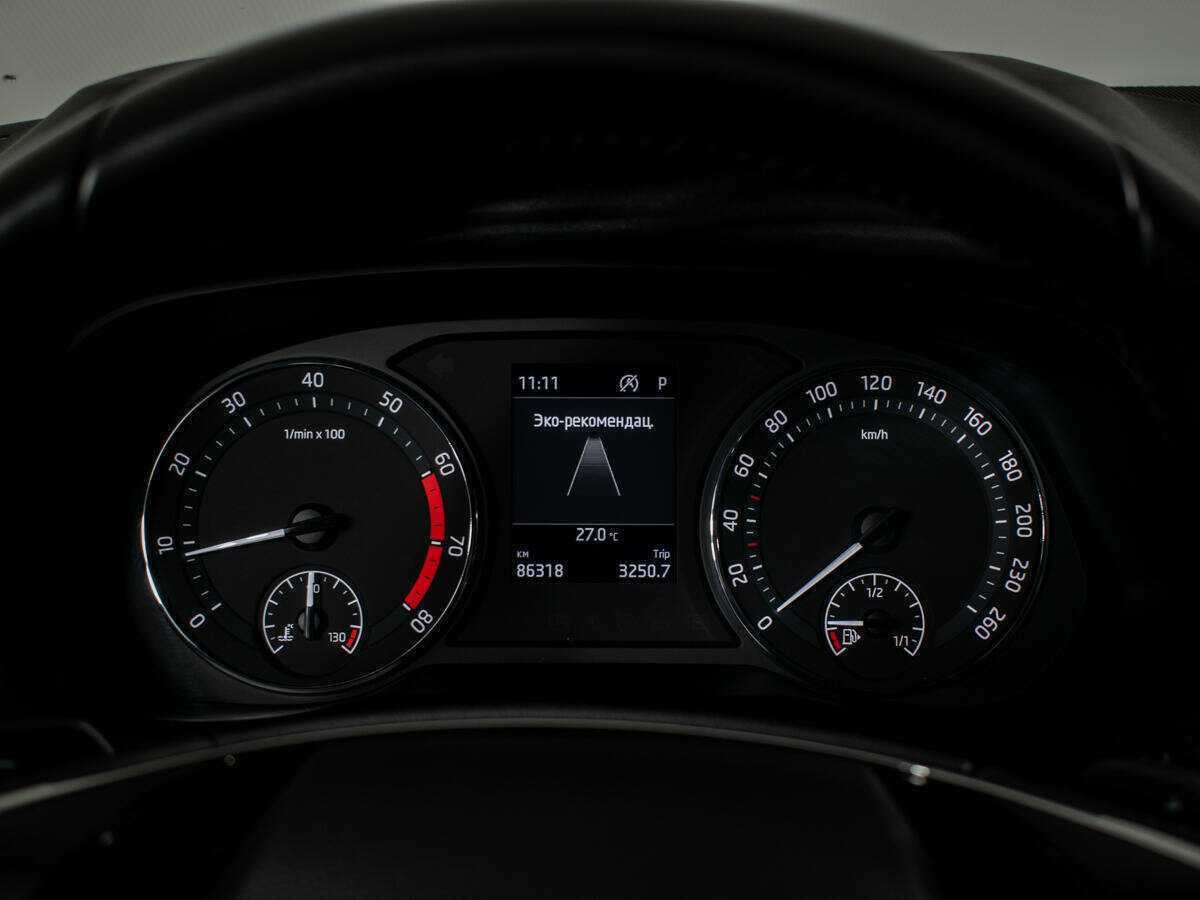 Skoda Octavia 2021 года с пробегом. Фото: #9