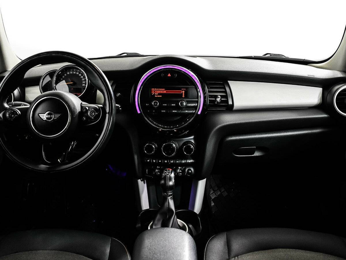 Mini Hatch 2014 года с пробегом. Фото: #10