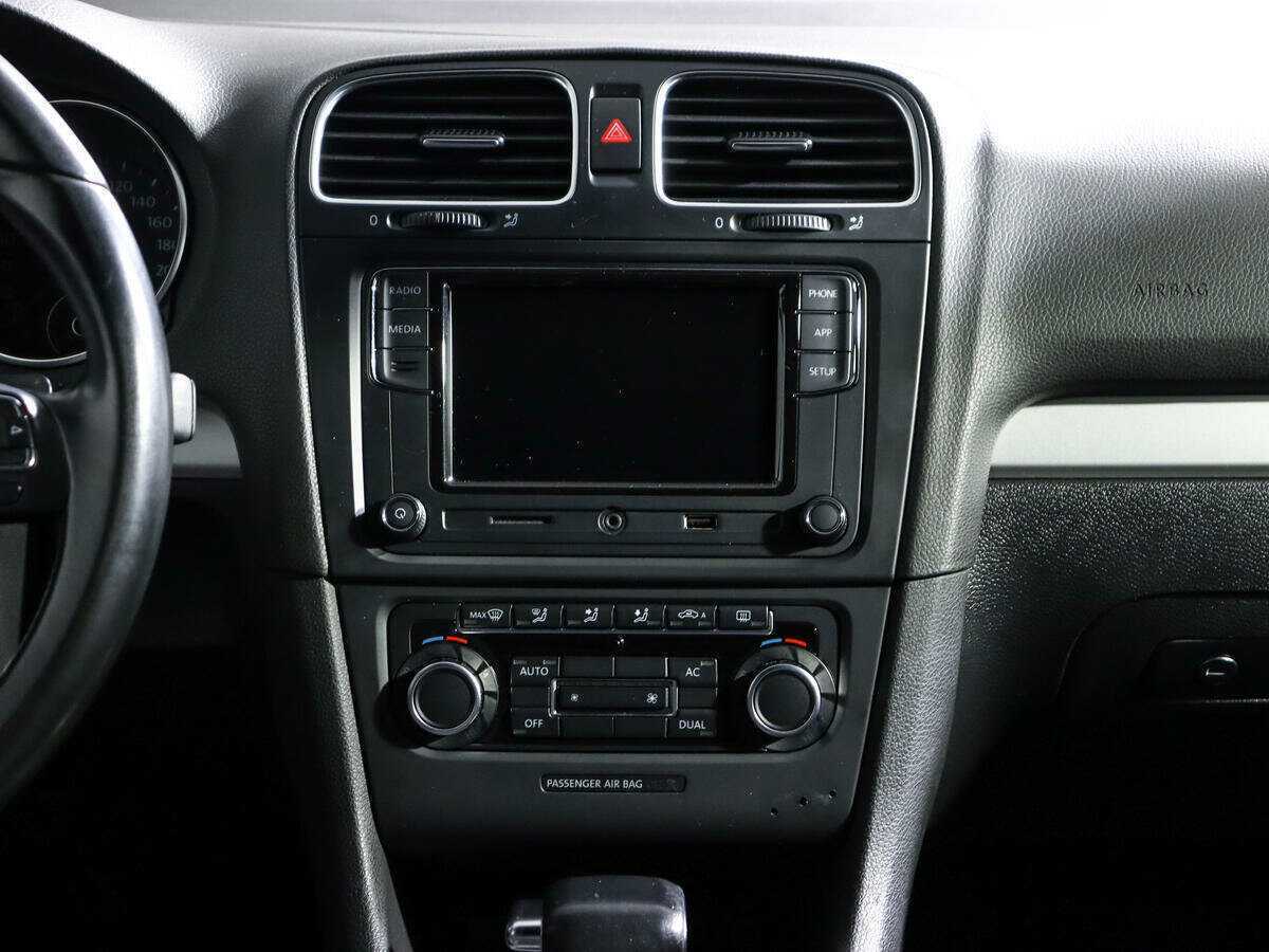 Volkswagen Golf 2009 года с пробегом. Фото: #12