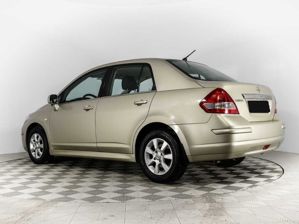 Nissan Tiida 2011 года с пробегом. Фото: #5