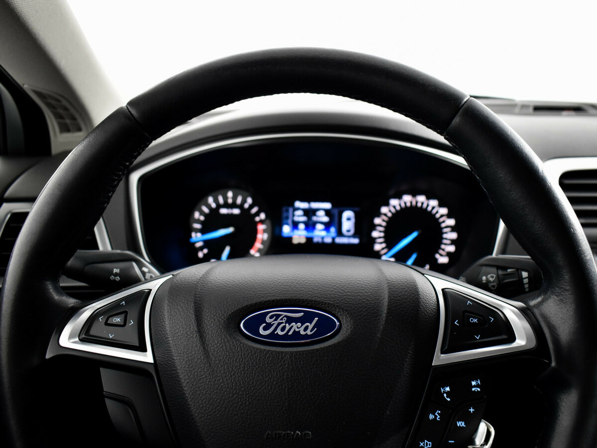 Ford Mondeo 2017 года с пробегом. Фото: #14