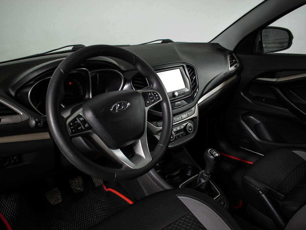 Lada (ВАЗ) Vesta 2018 года с пробегом. Фото: #10