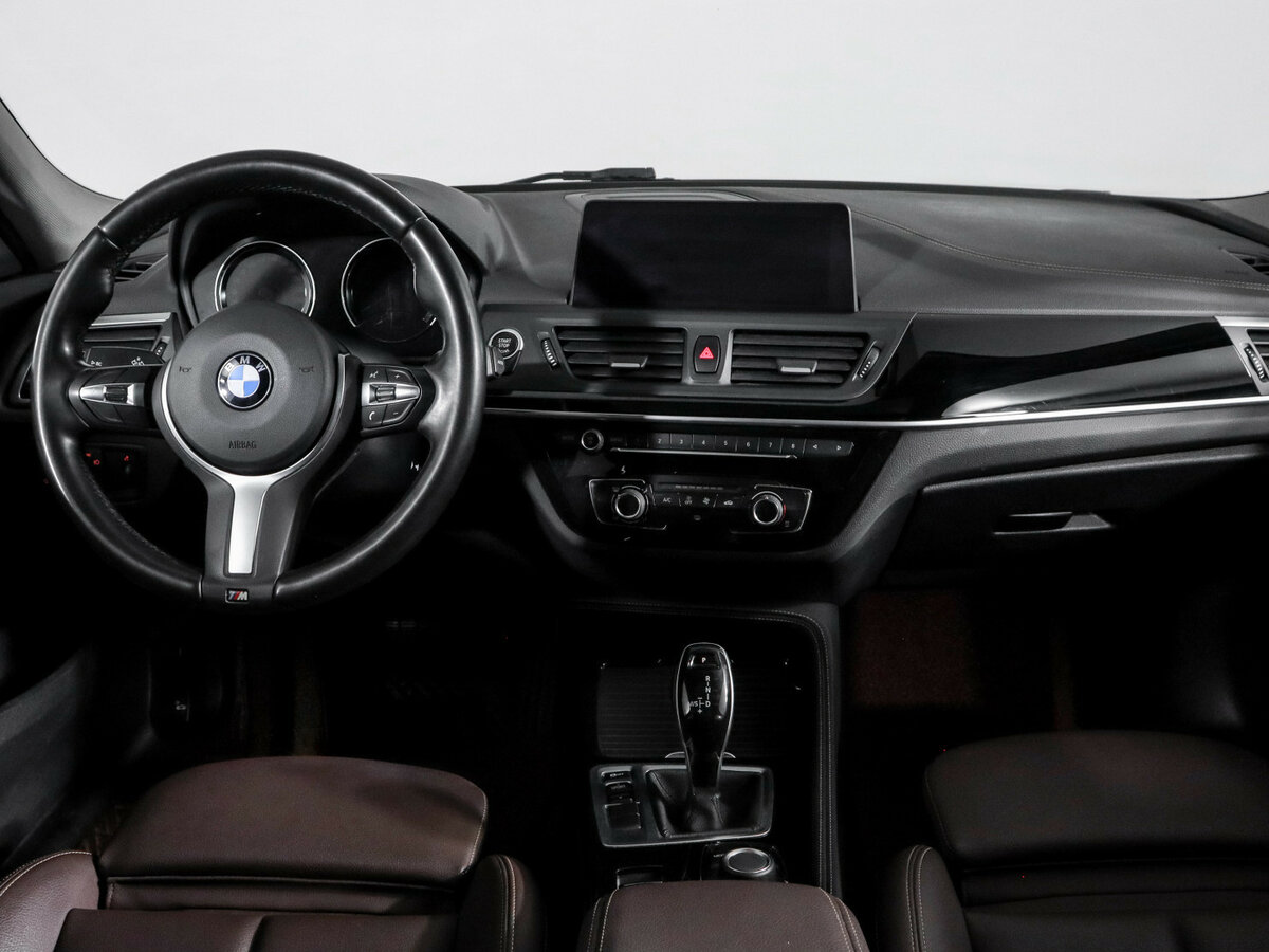BMW 1 серии 2020 года с пробегом. Фото: #9