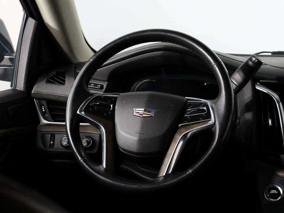 Cadillac Escalade 2019 года с пробегом. Фото: #11