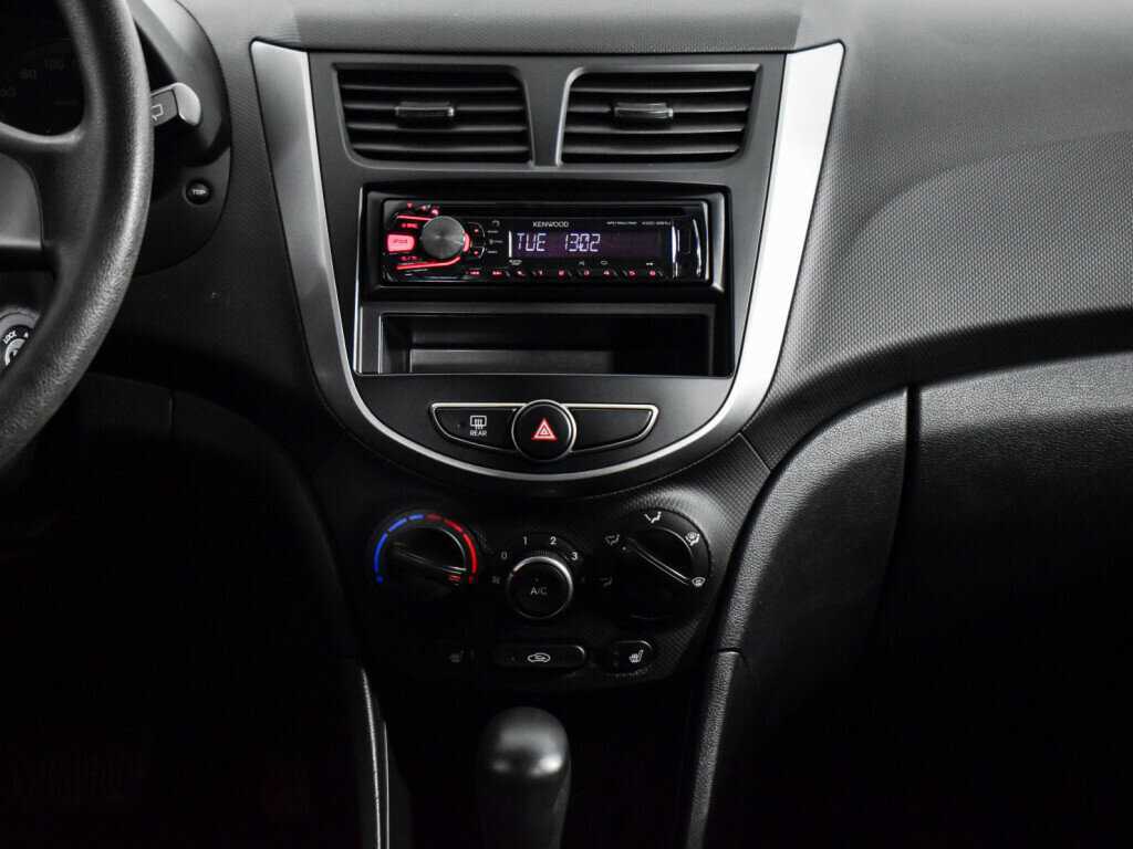 Hyundai Solaris 2015 года с пробегом. Фото: #12