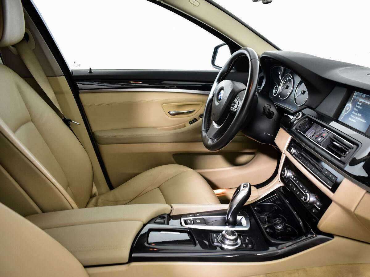 BMW 5 серии 2011 года с пробегом. Фото: #8