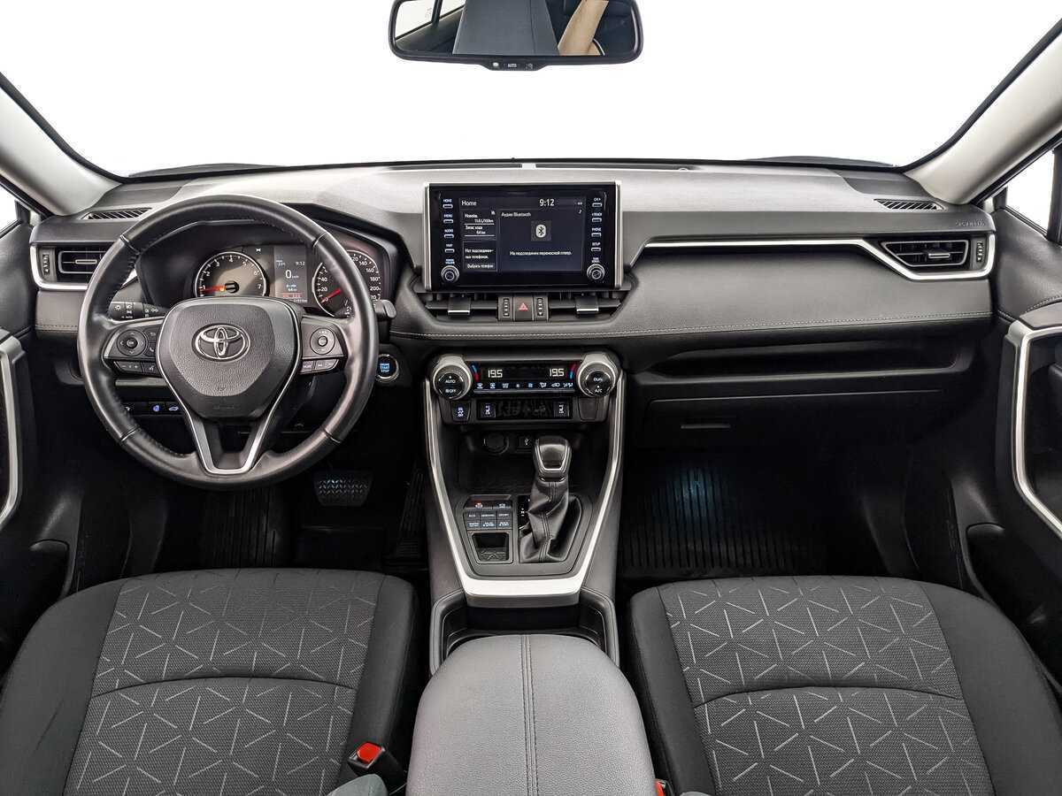 Toyota RAV4 2021 года с пробегом. Фото: #9