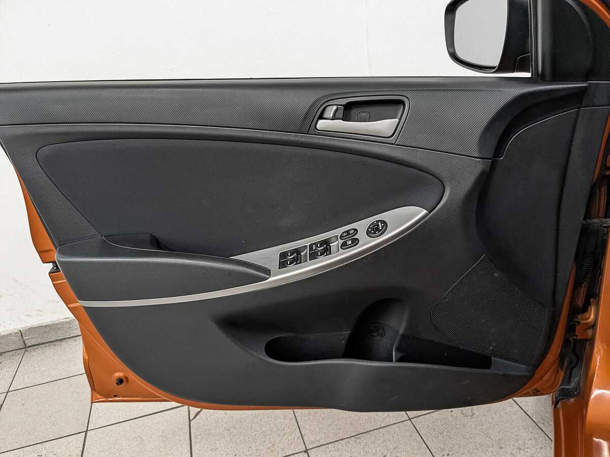 Hyundai Solaris 2015 года с пробегом. Фото: #16