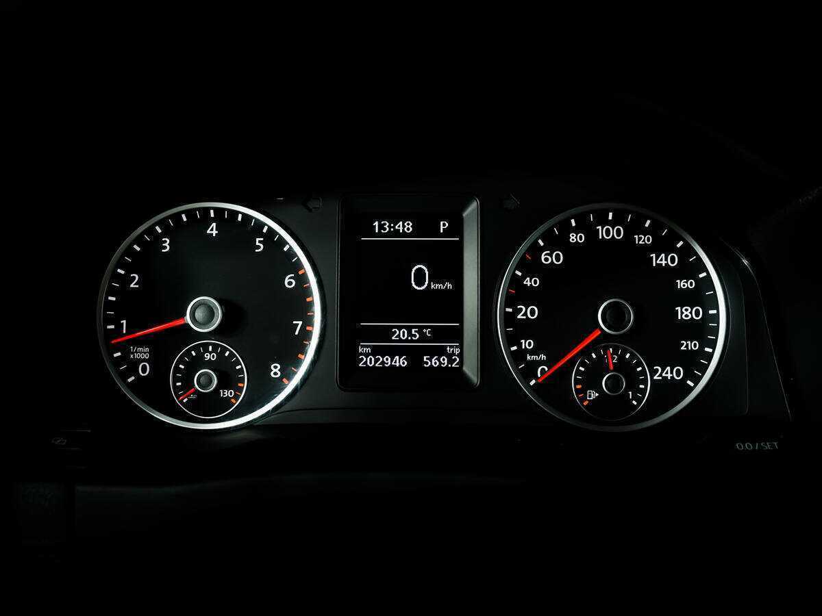 Volkswagen Tiguan 2010 года с пробегом. Фото: #7