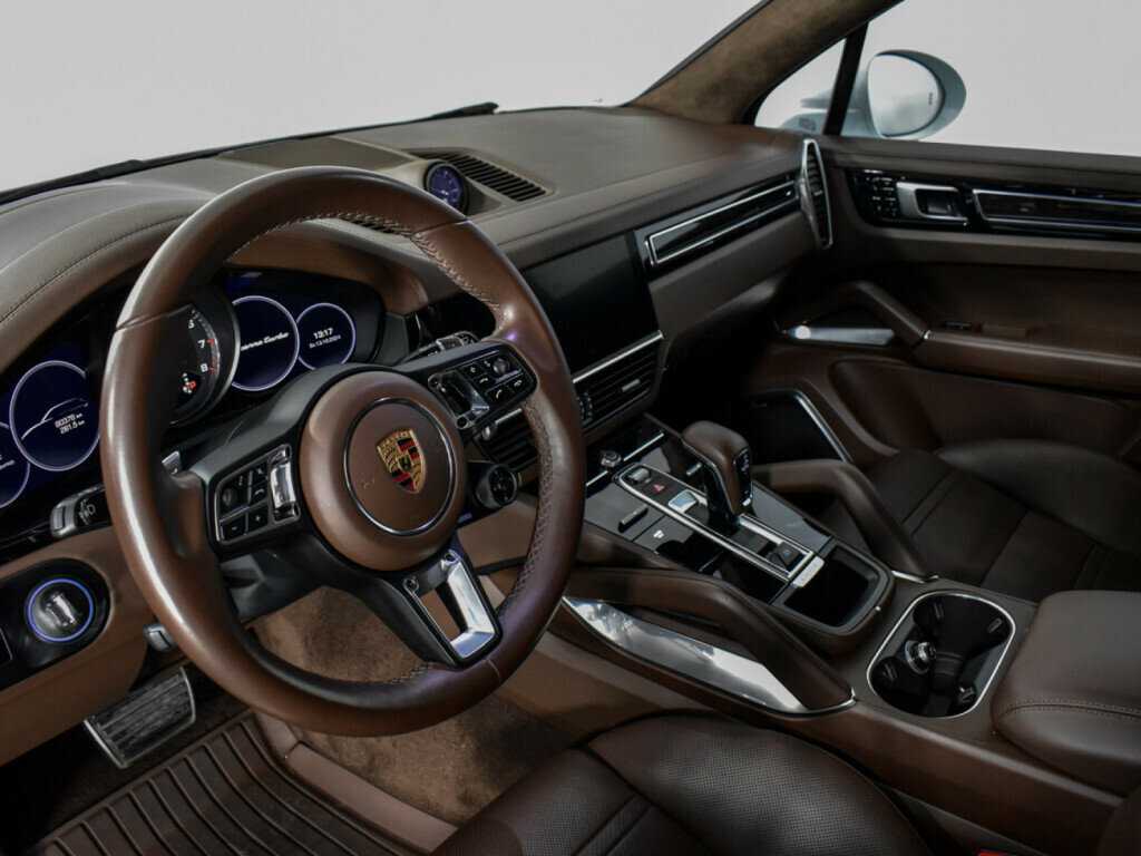 Porsche Cayenne 2018 года с пробегом. Фото: #9