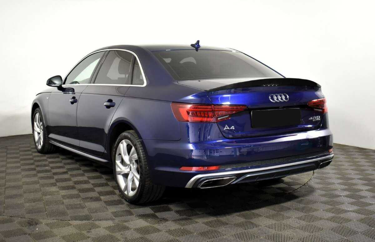 Audi A4 2018 года с пробегом. Фото: #5