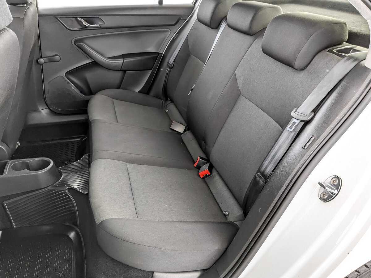 Skoda Rapid 2017 года с пробегом. Фото: #11