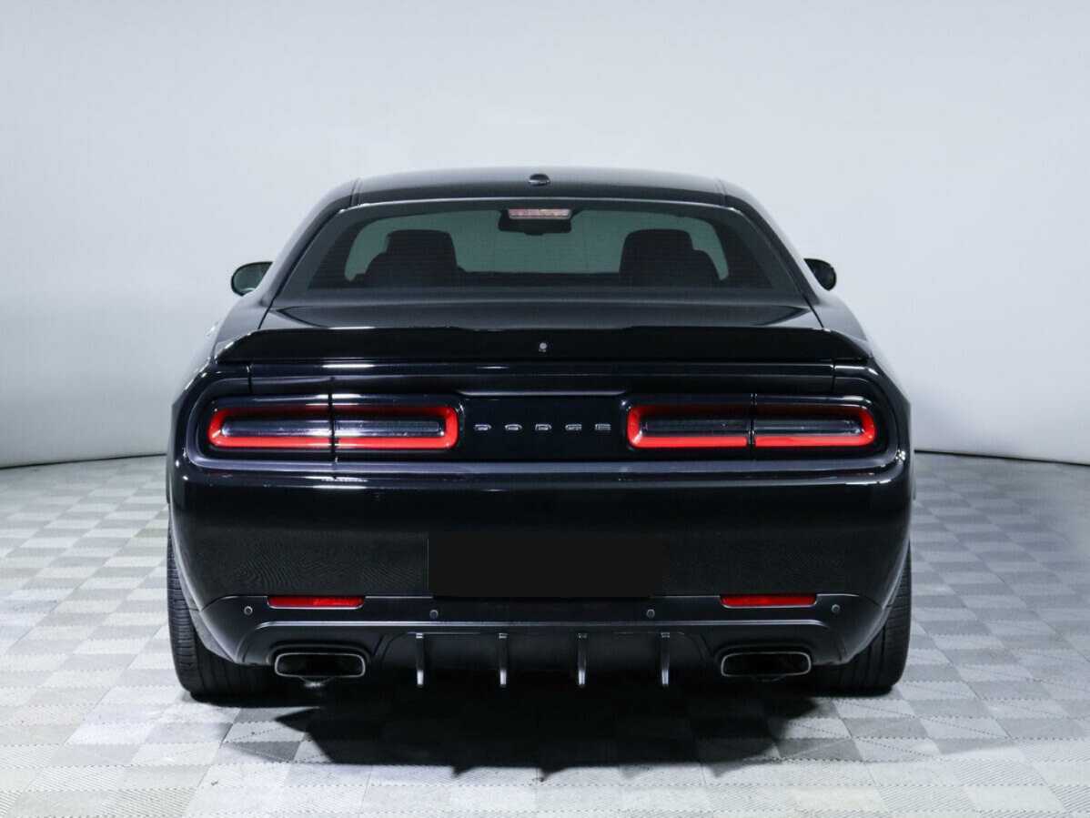 Dodge Challenger 2019 года с пробегом. Фото: #5