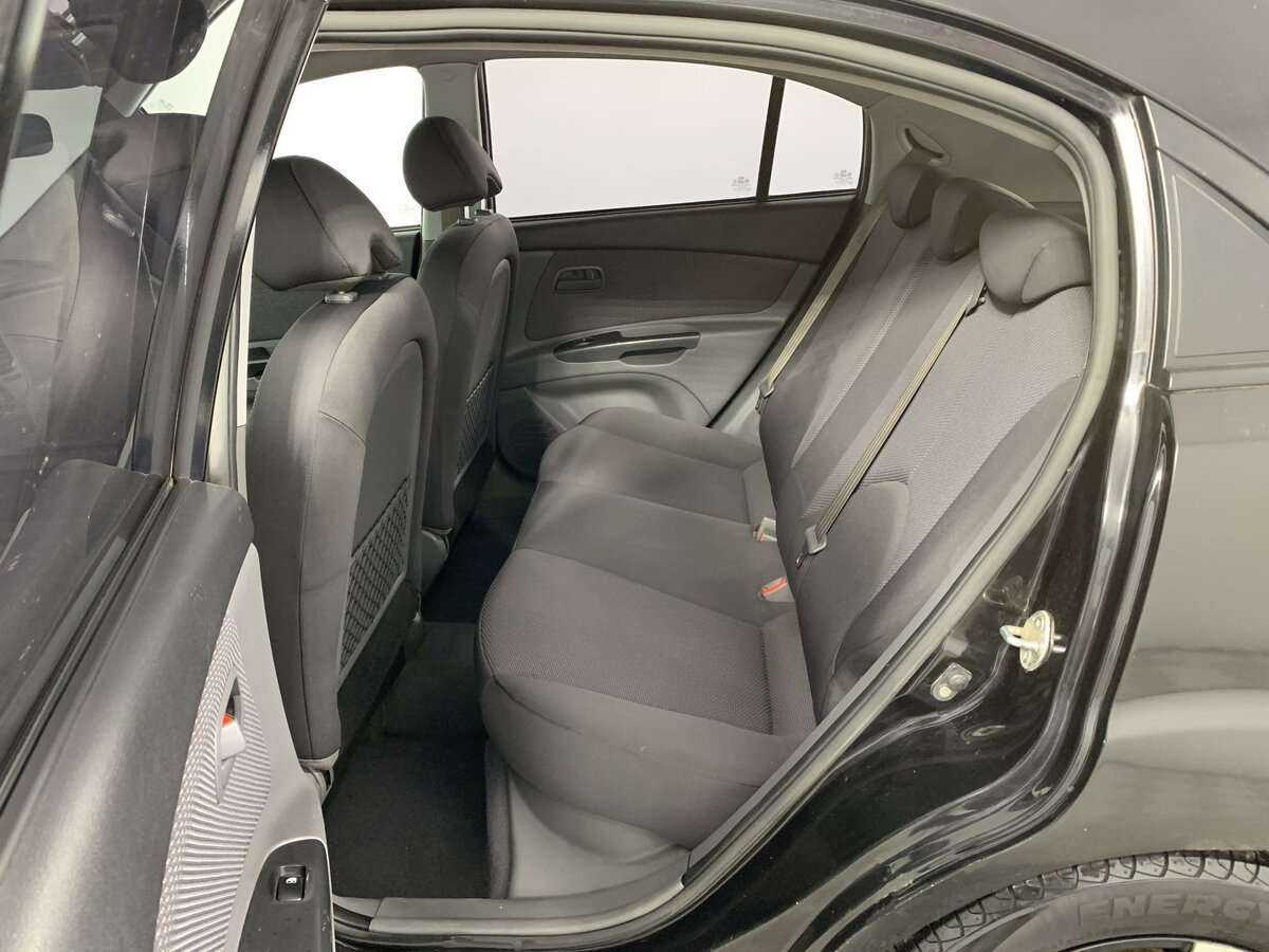 Kia Rio 2010 года с пробегом. Фото: #9