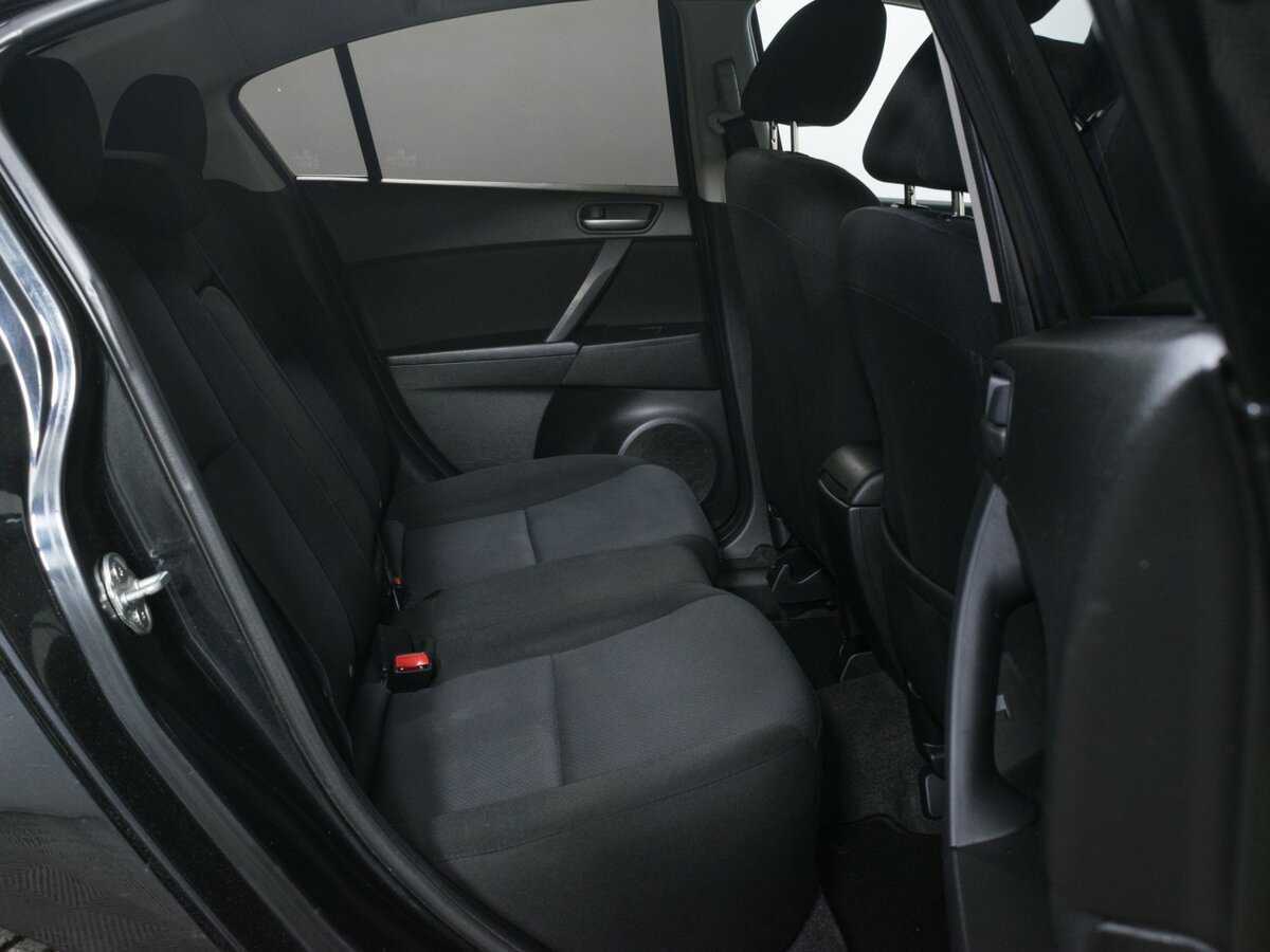 Mazda 3 2010 года с пробегом. Фото: #9