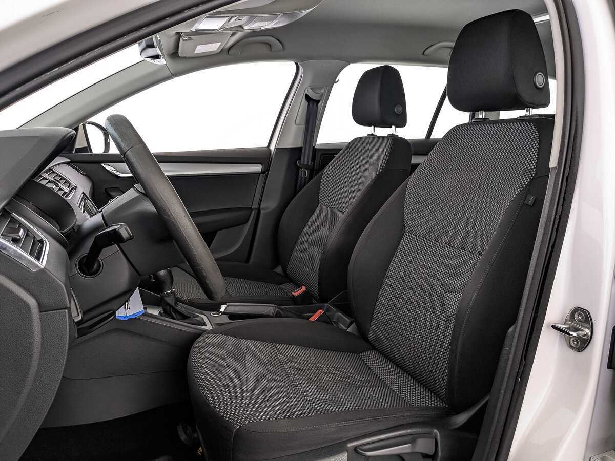 Skoda Octavia 2016 года с пробегом. Фото: #19