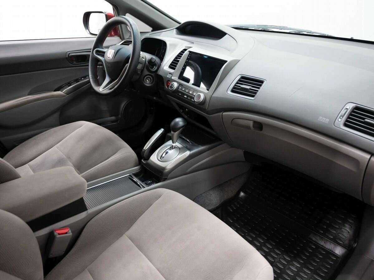 Honda Civic 2008 года с пробегом. Фото: #10