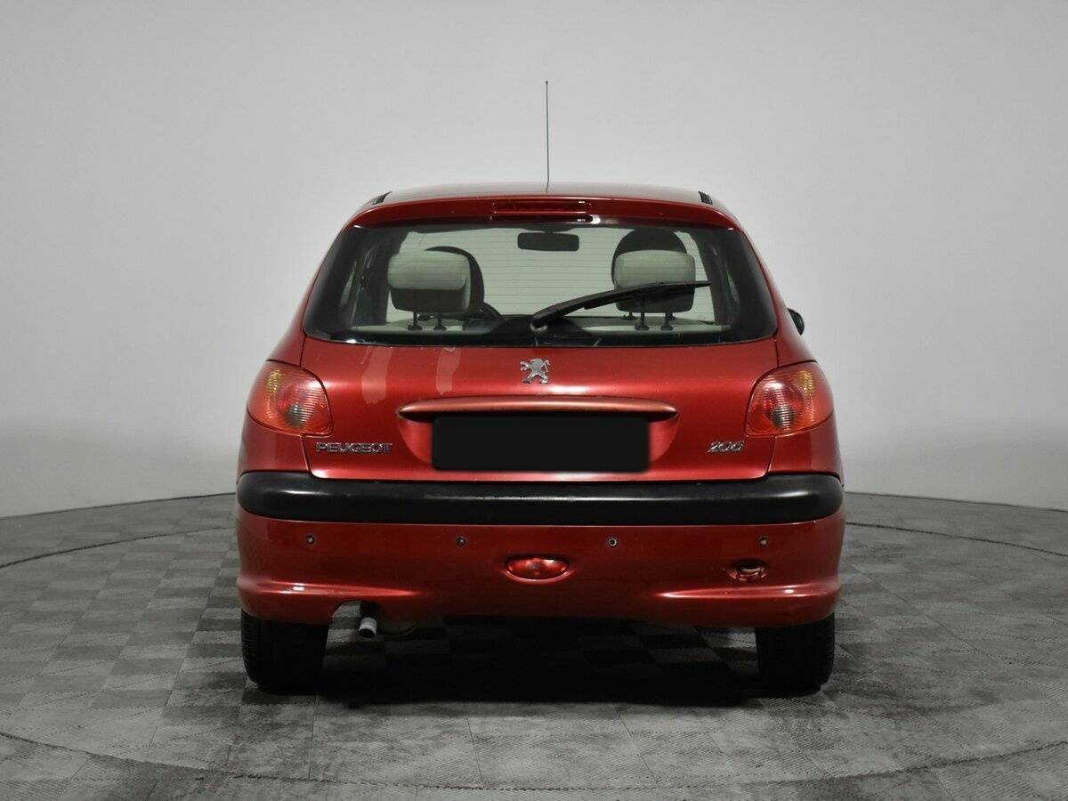Peugeot 206 2003 года с пробегом. Фото: #5