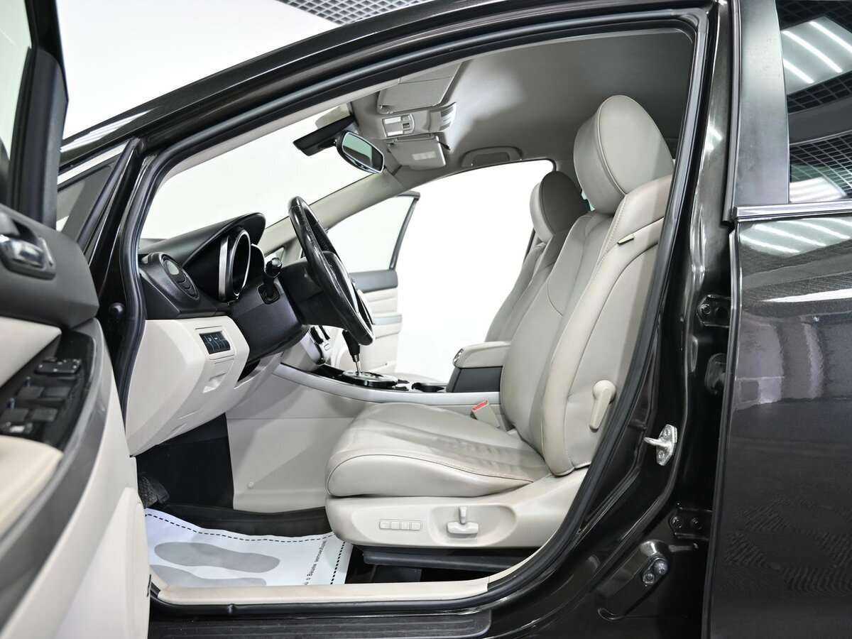Mazda CX-7 2010 года с пробегом. Фото: #4