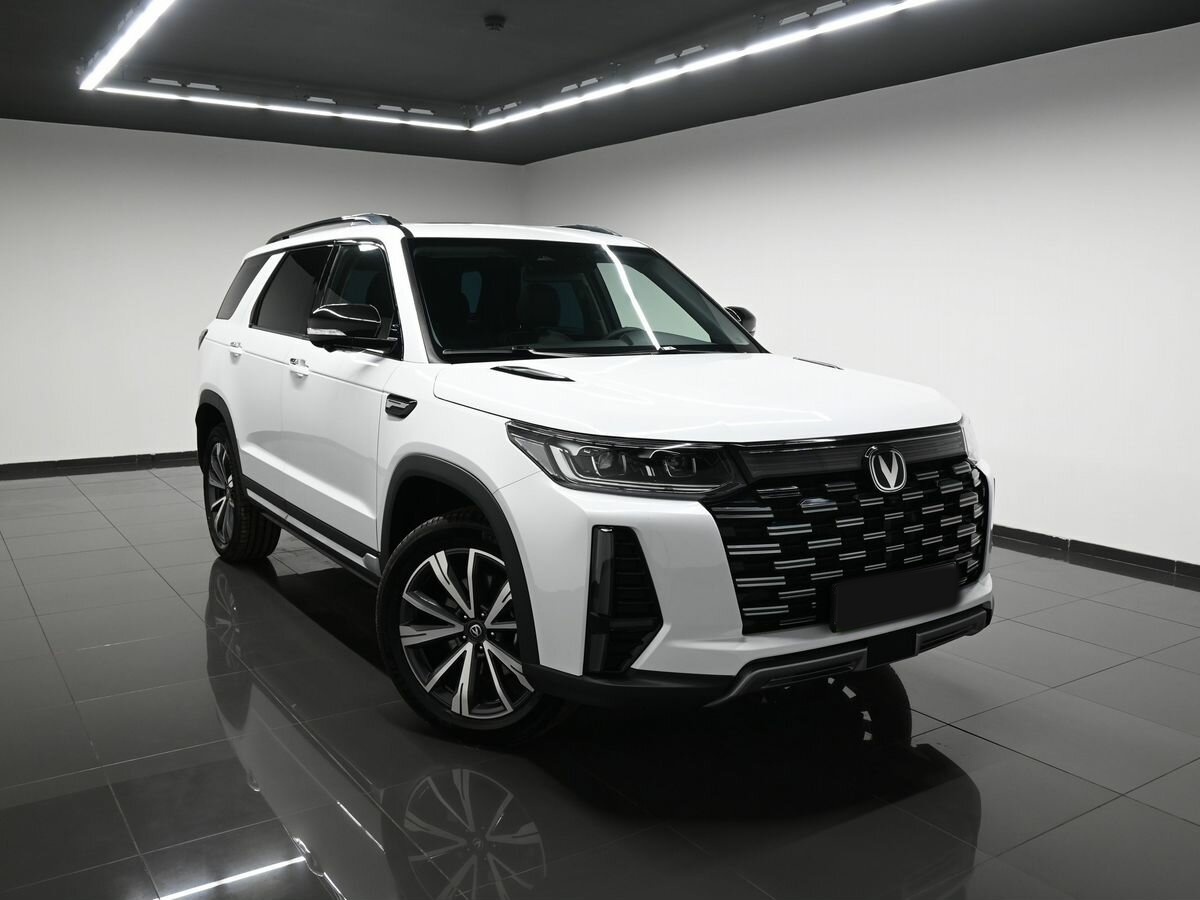 Changan CS95 2023 года с пробегом. Фото: #4