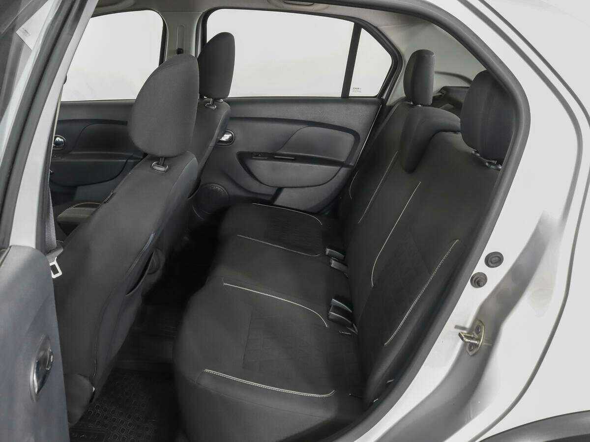 Renault Logan 2018 года с пробегом. Фото: #9