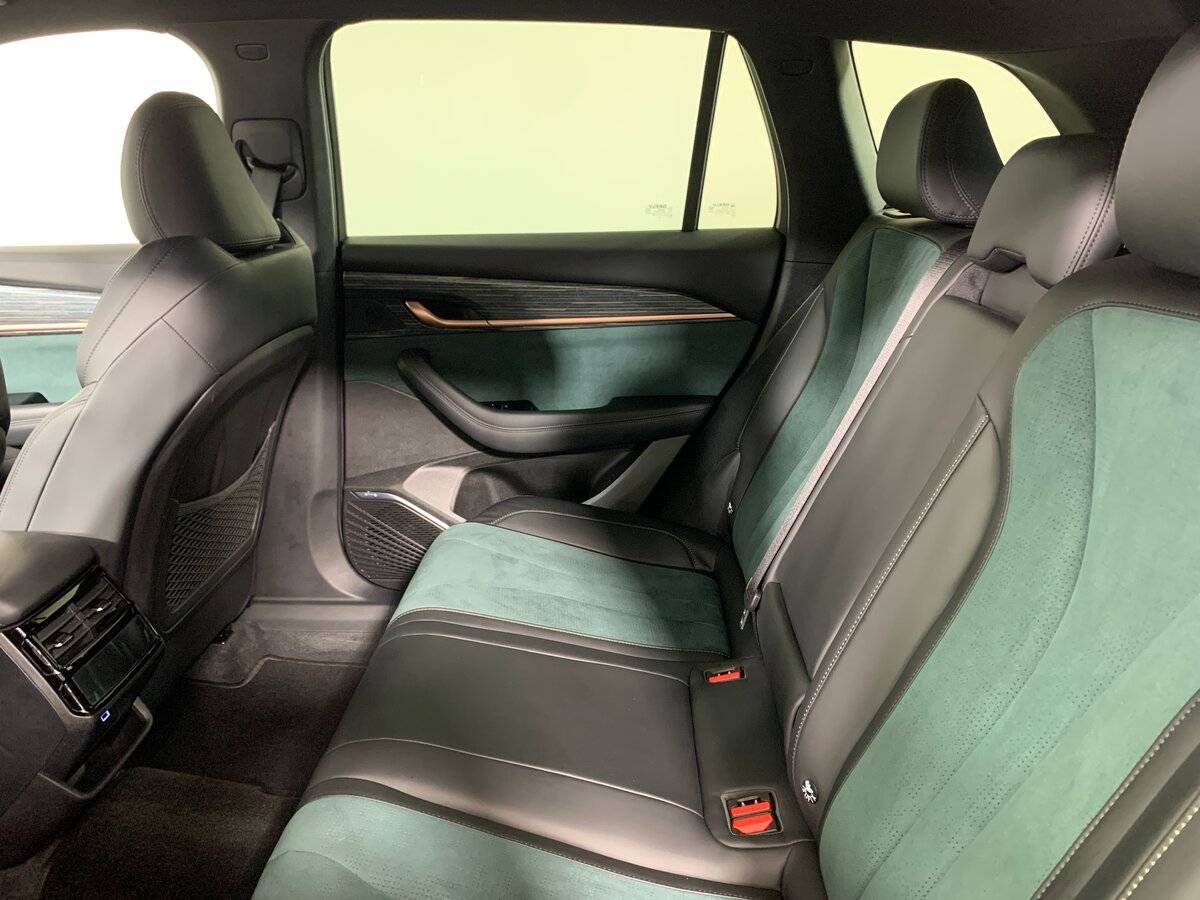 Geely Monjaro 2023 года с пробегом. Фото: #18