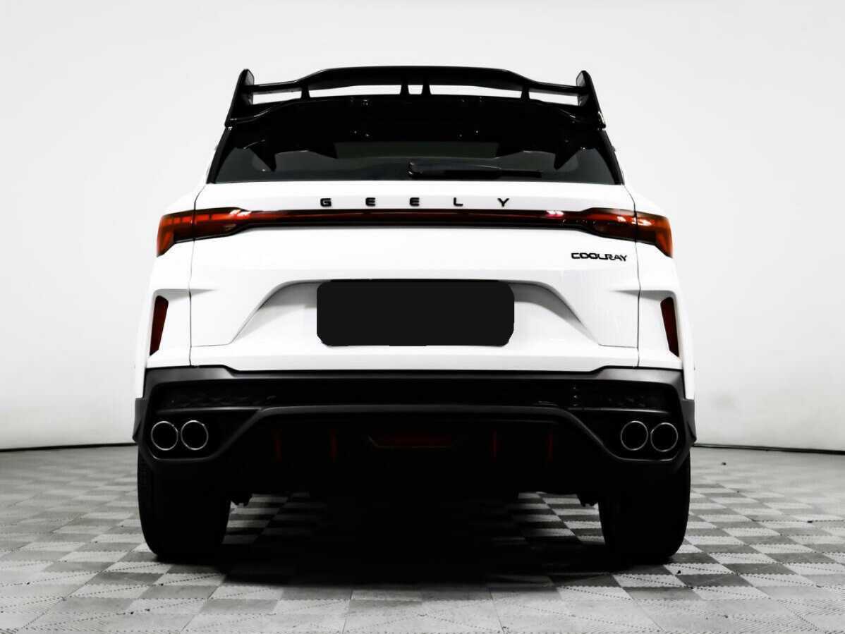 Geely Coolray 2023 года с пробегом. Фото: #5