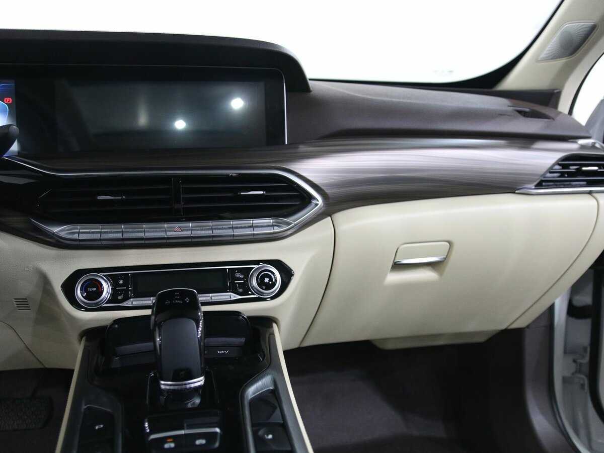 FAW Bestune T77 2023 года с пробегом. Фото: #7