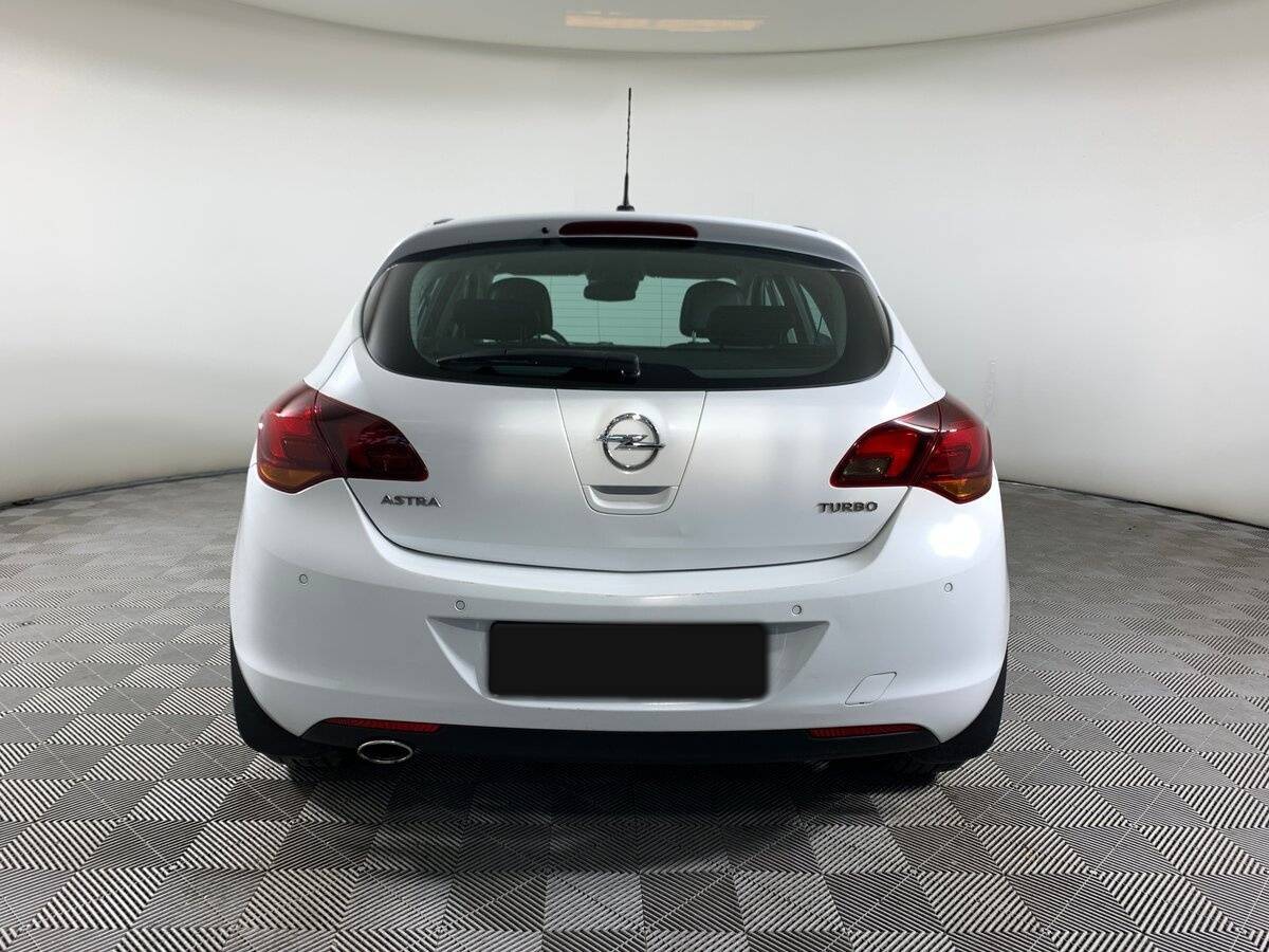 Opel Astra 2011 года с пробегом. Фото: #5