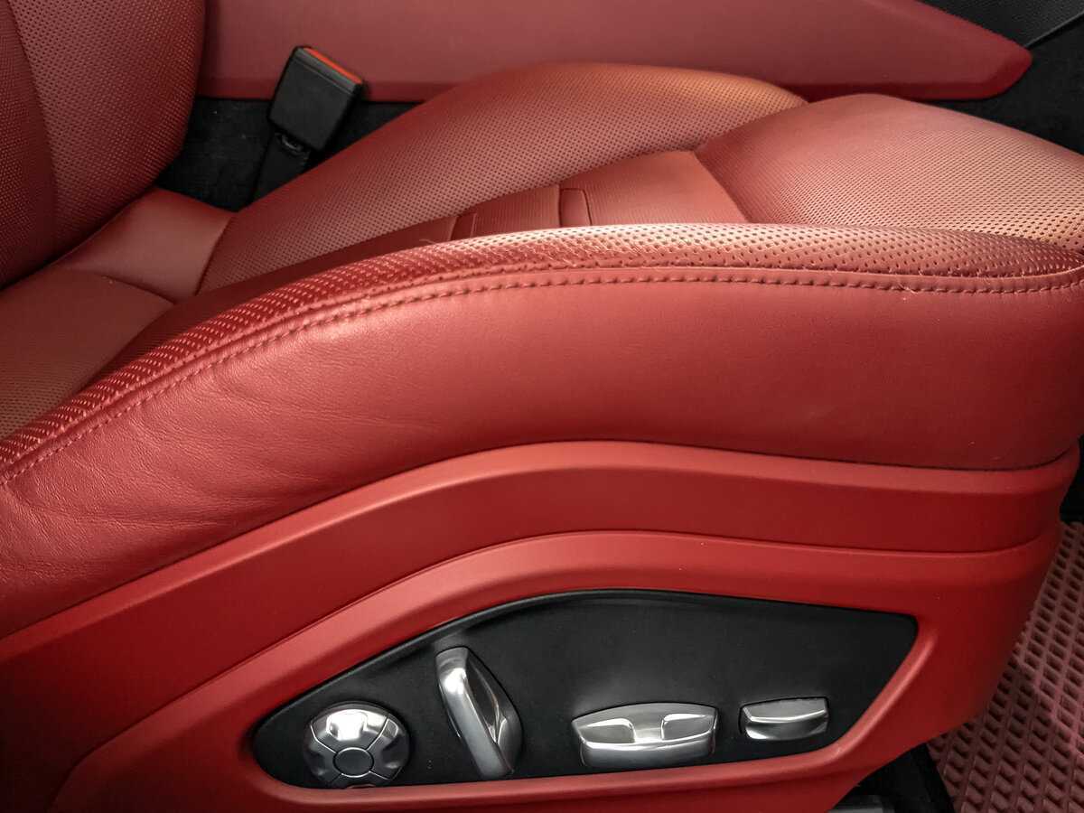 Porsche Panamera 2020 года с пробегом. Фото: #24