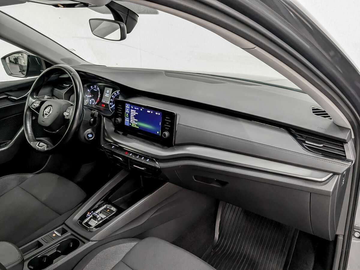 Skoda Octavia 2021 года с пробегом. Фото: #10