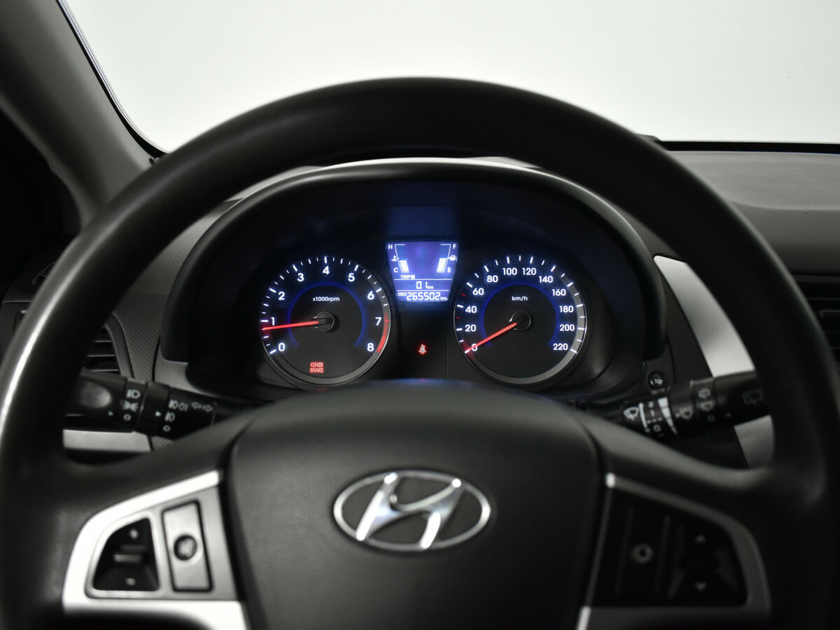 Hyundai Solaris 2011 года с пробегом. Фото: #12