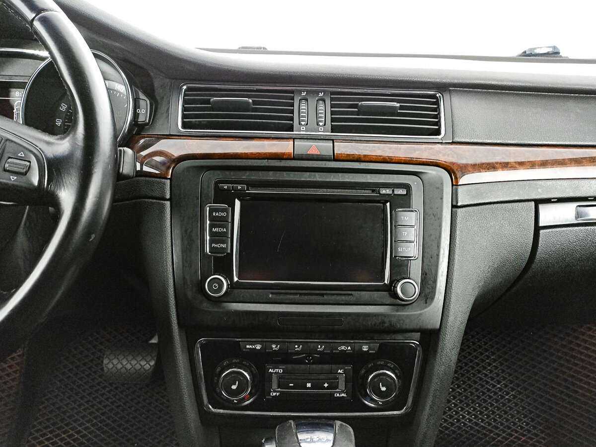 Skoda Superb 2009 года с пробегом. Фото: #12